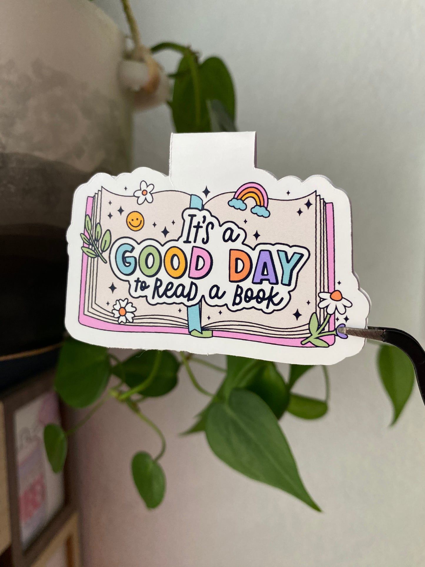 High-Quality Bookmark – 'It’s a Good Day to Read | Joyfulpeel